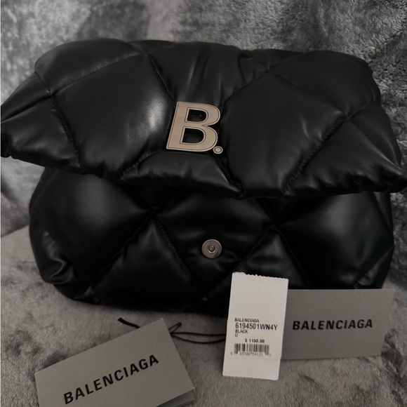 Balenciaga Plush Clutch - Picture 3 of 3